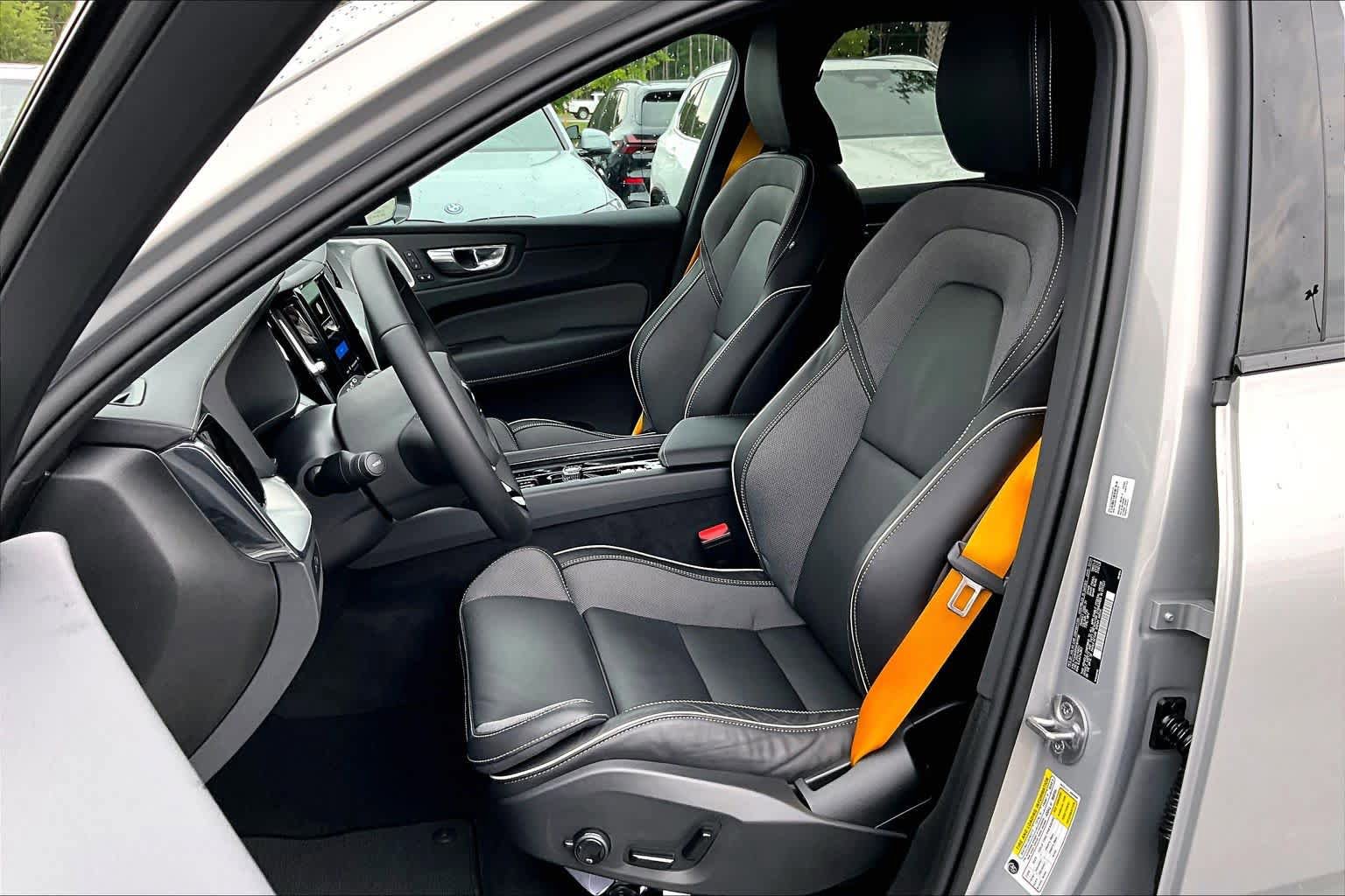 Used 2024 Volvo XC60 T8 Polestar AWD/4WD image 8