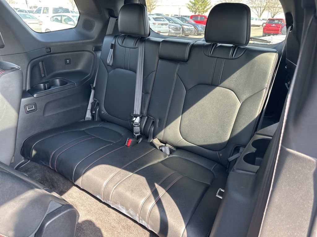 Used 2025 Honda Pilot Black Edition image 15