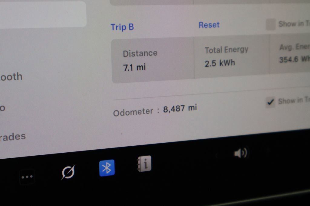 Used 2022 Tesla Model 3 image 40