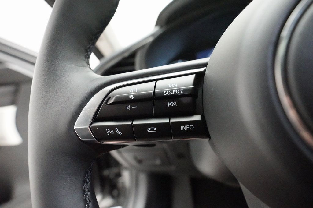 Used 2025 MAZDA MAZDA3 2.5 Turbo Sedan w/Premium Plus image 17