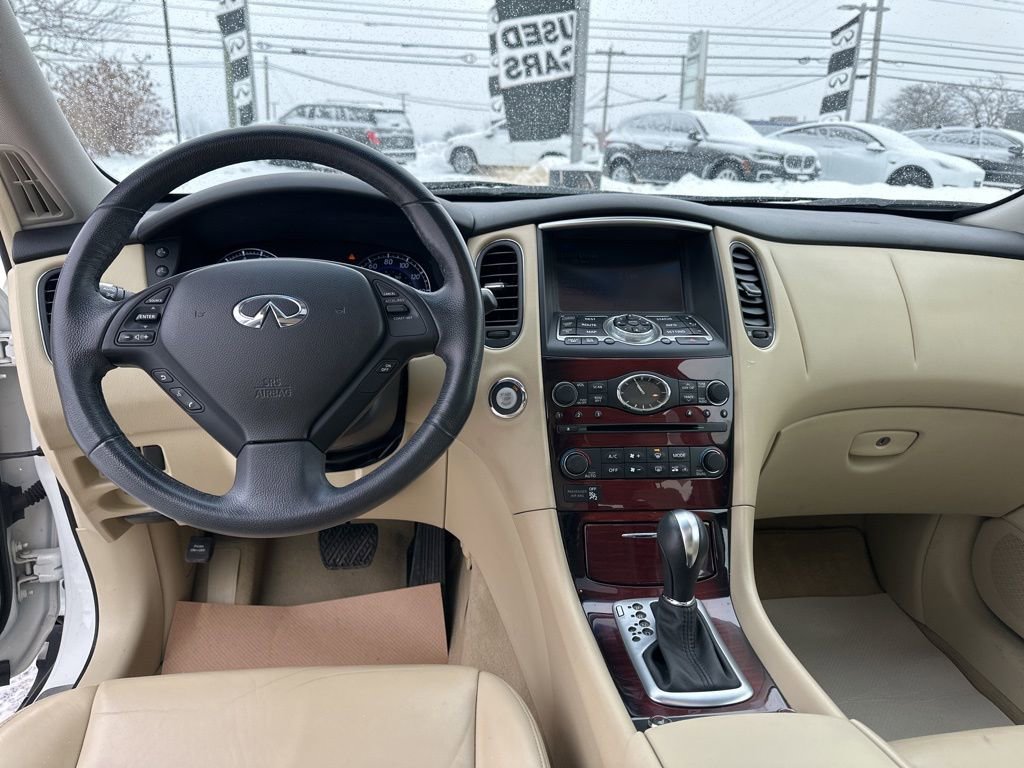 Used 2017 INFINITI QX50 AWD w/ Premium Plus Package image 44