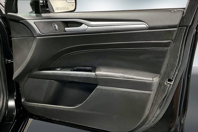 Used 2014 Ford Fusion Titanium FWD image 24