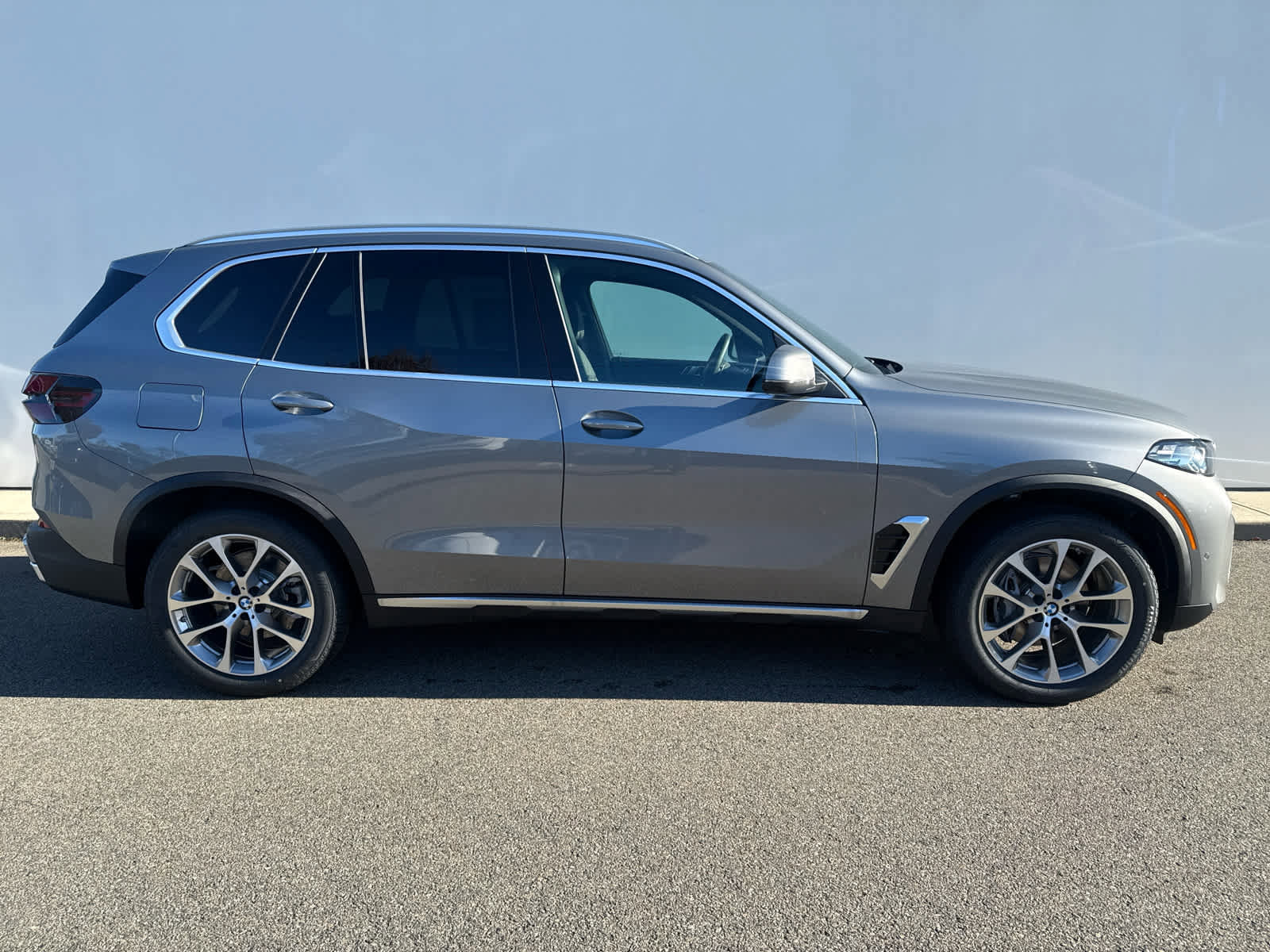 New 2026 BMW X5 xDrive40i image 4