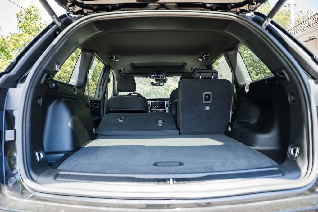 New 2025 Jeep Grand Cherokee Laredo X w/ Luxury Tech Group I image 10