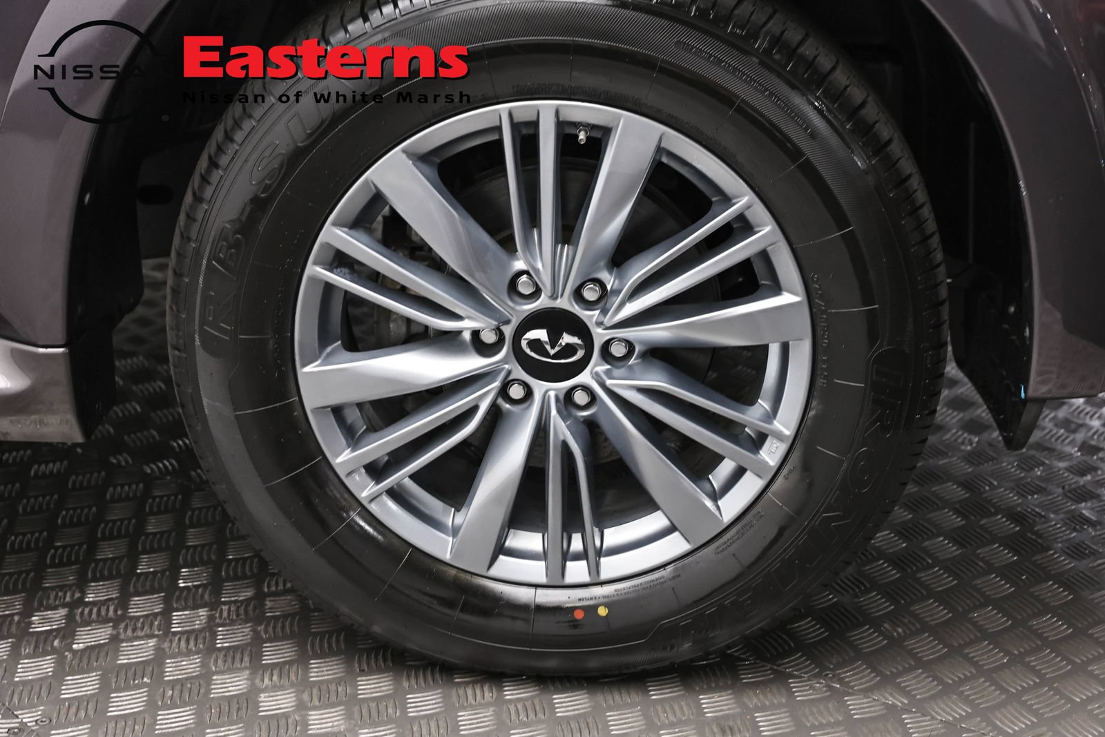 Used 2024 INFINITI QX80 Luxe RWD image 36