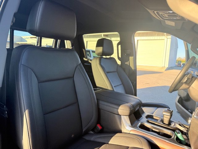 Used 2025 GMC Sierra 1500 SLT w/ SLT Premium Plus Package image 24