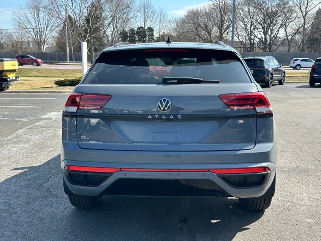 Certified 2023 Volkswagen Atlas Cross Sport SEL R-Line image 5