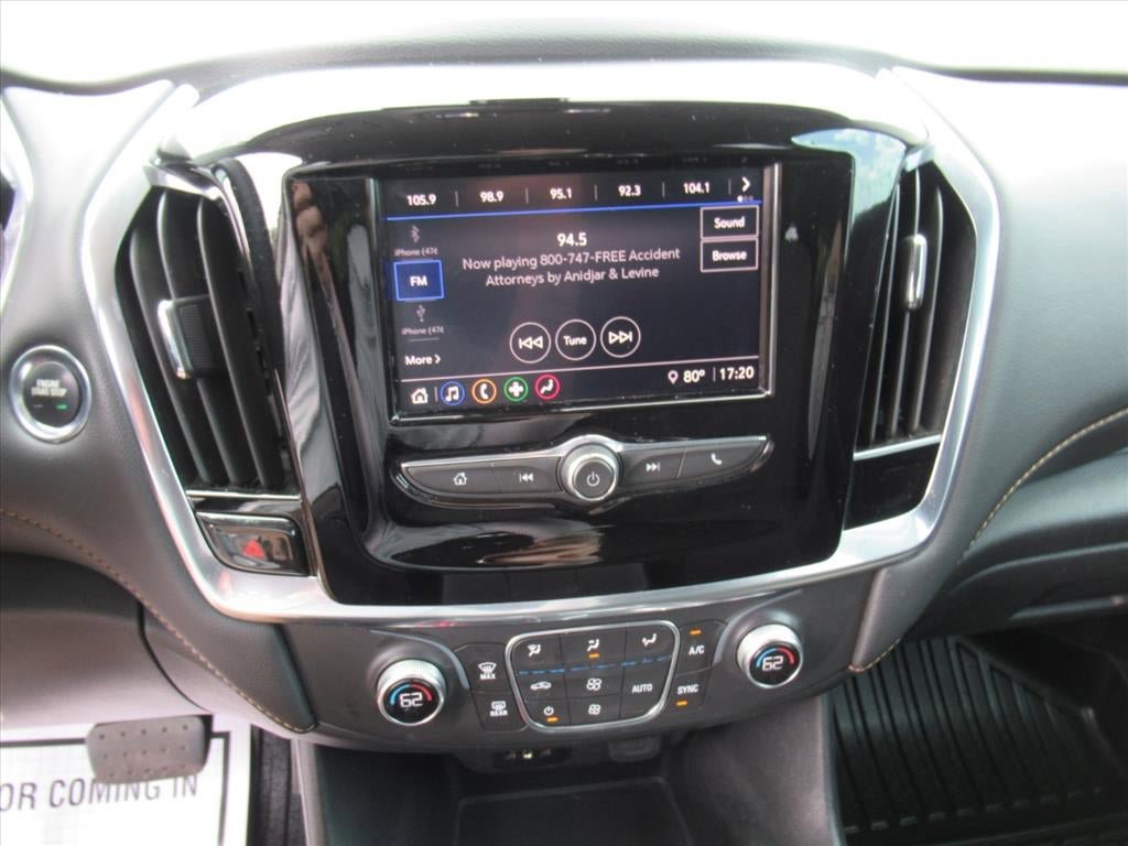 Used 2021 Chevrolet Traverse LS FWD image 24