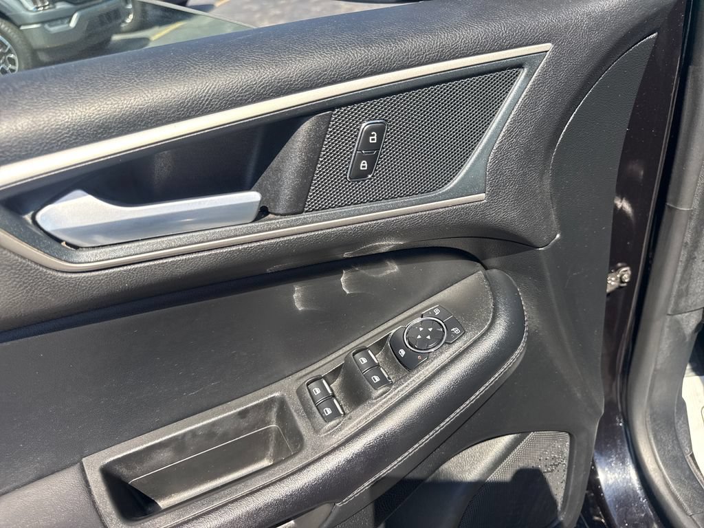 Used 2024 Ford Edge SEL w/ Convenience Package AWD/4WD image 31