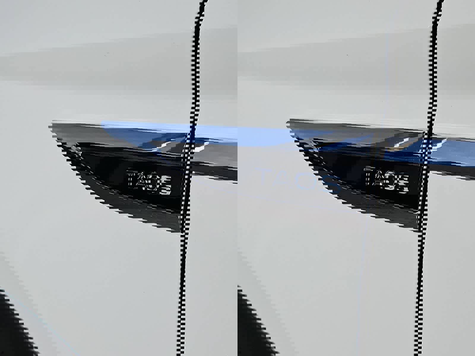 Used 2023 Volkswagen Taos S image 13