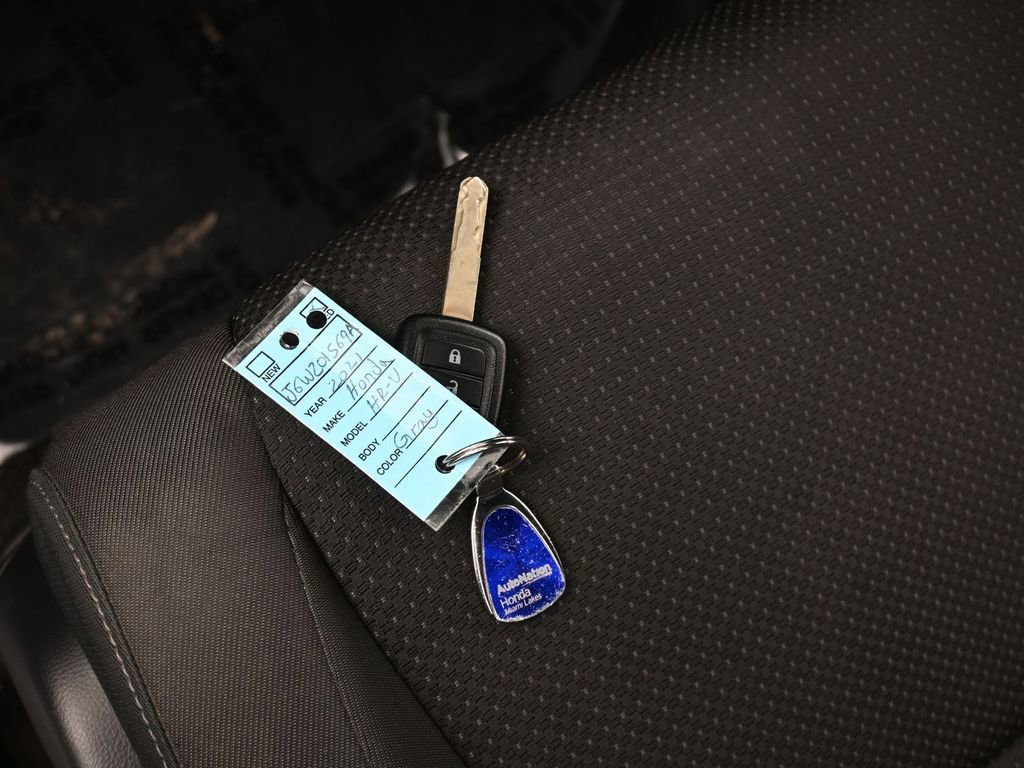 Used 2021 Honda HR-V Sport image 18