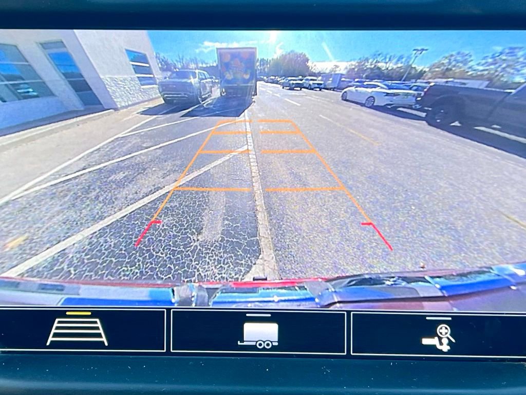 Used 2020 GMC Sierra 1500 AT4 w/ AT4 Premium Package image 6