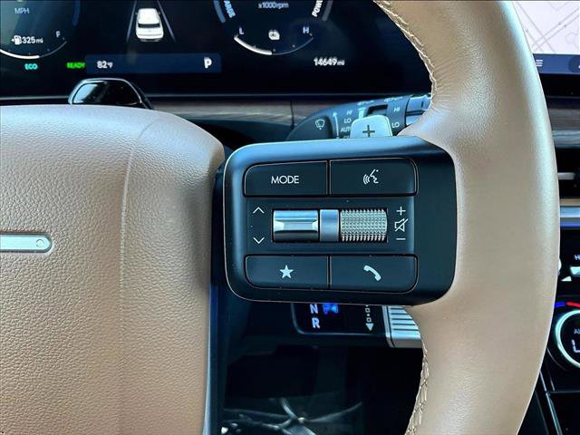 Used 2025 Hyundai Santa Fe Limited image 19
