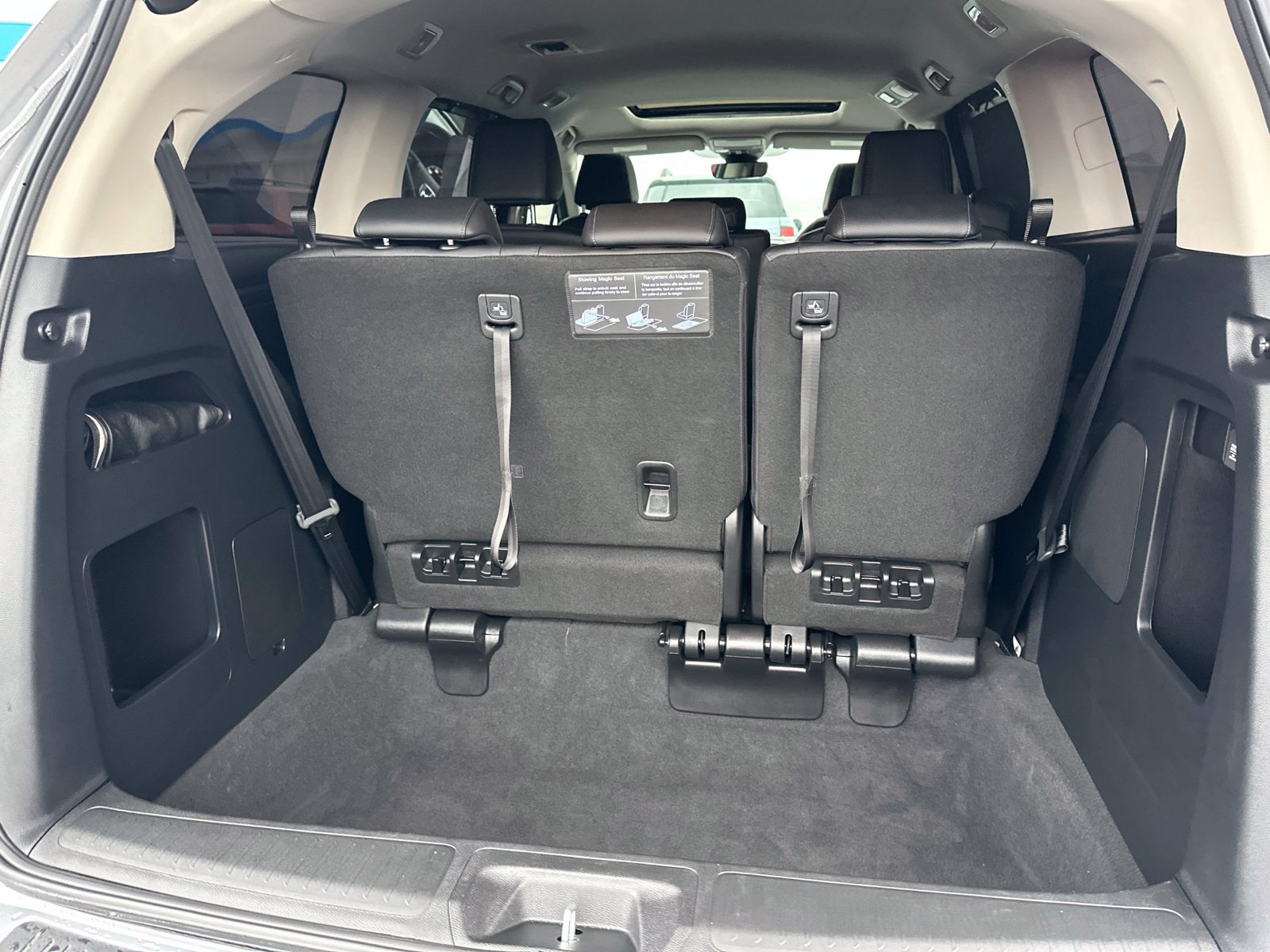 Used 2026 Honda Odyssey EX-L image 31