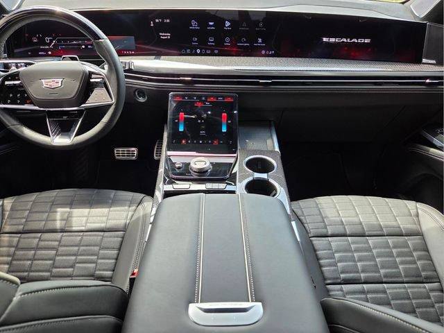 Certified 2025 Cadillac Escalade ESV V w/ LPO, ONYX Package AWD/4WD image 19