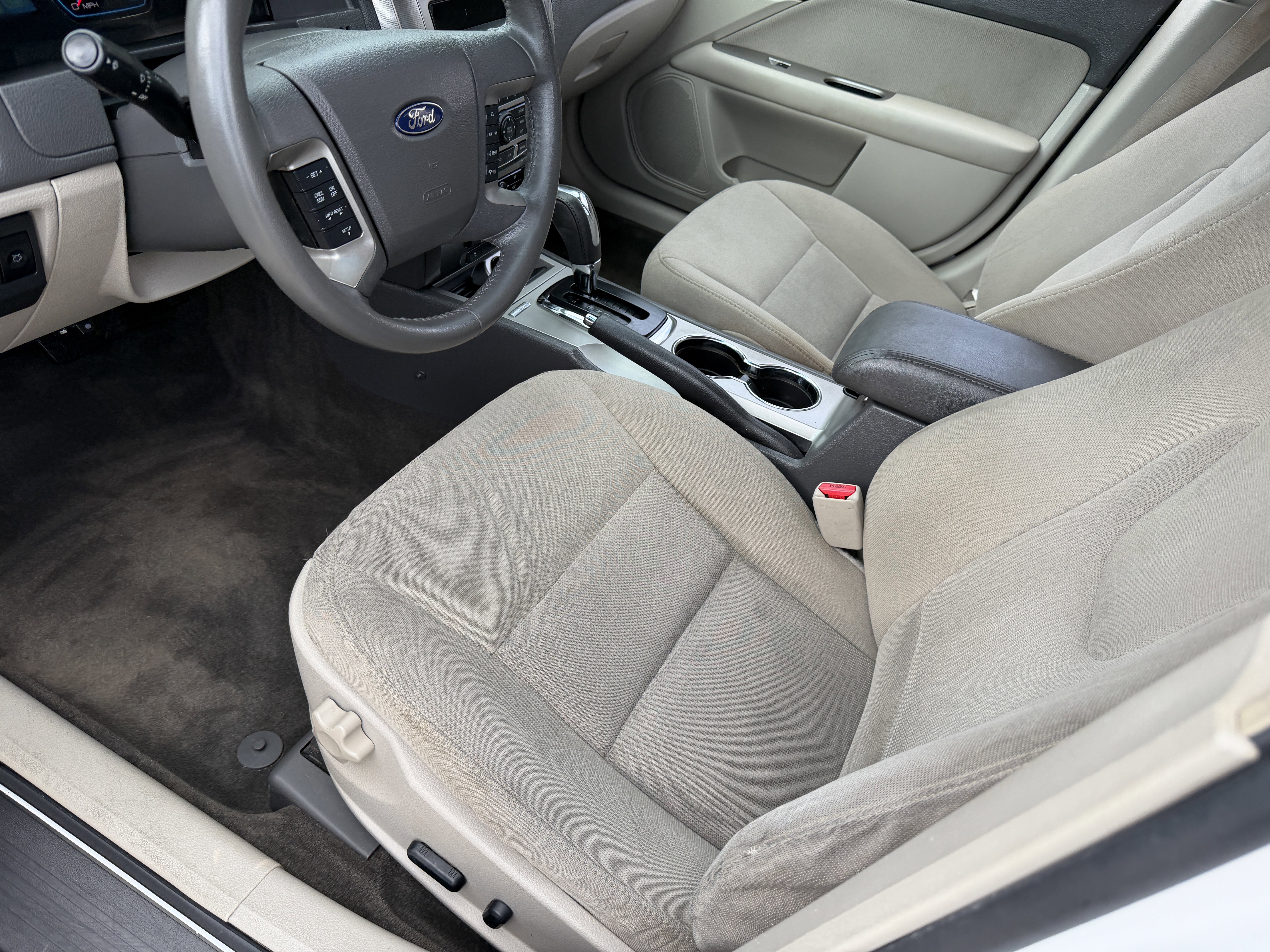 Used 2010 Ford Fusion Hybrid image 20