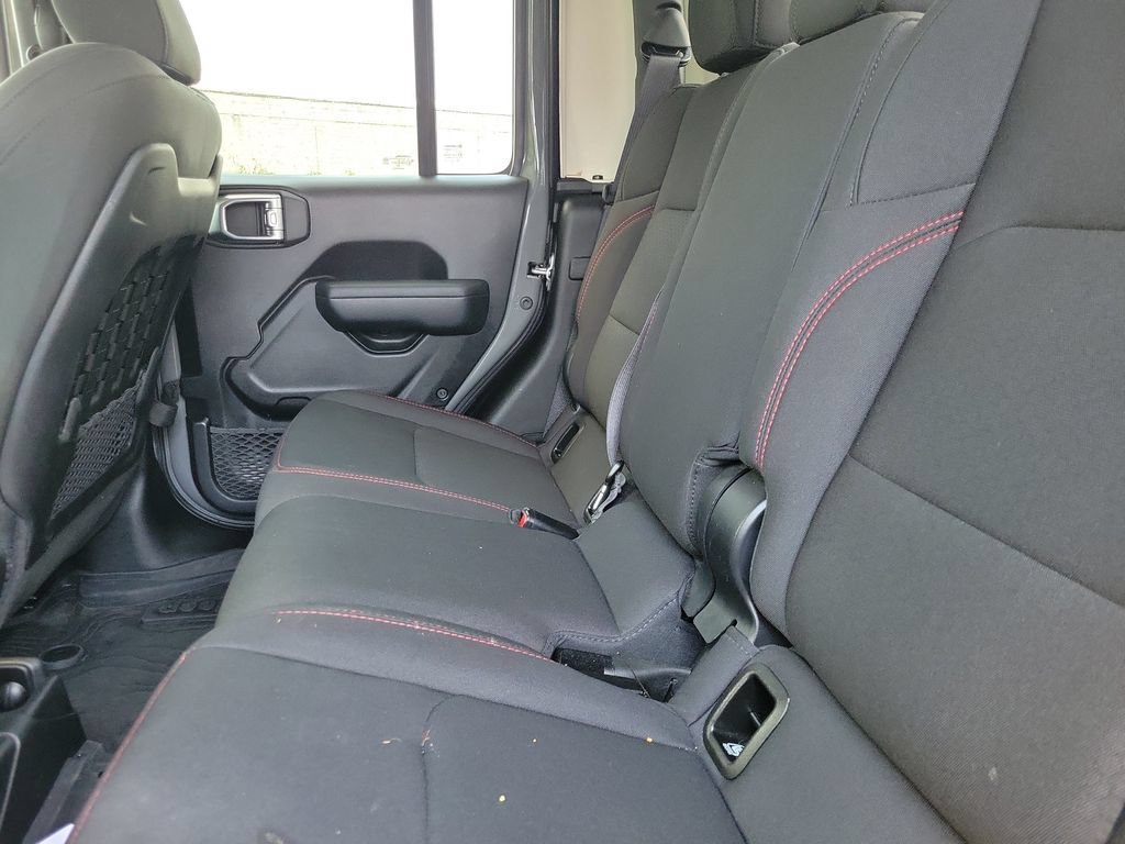 Used 2022 Jeep Gladiator Rubicon AWD/4WD image 9