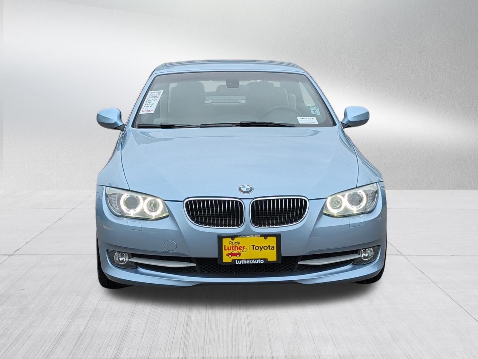 Used 2013 BMW 328i Convertible RWD image 2