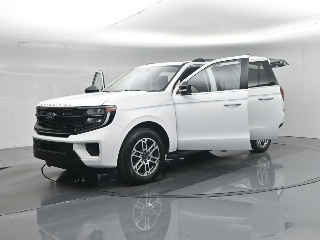 Used 2025 Ford Expedition Max Active AWD/4WD image 37
