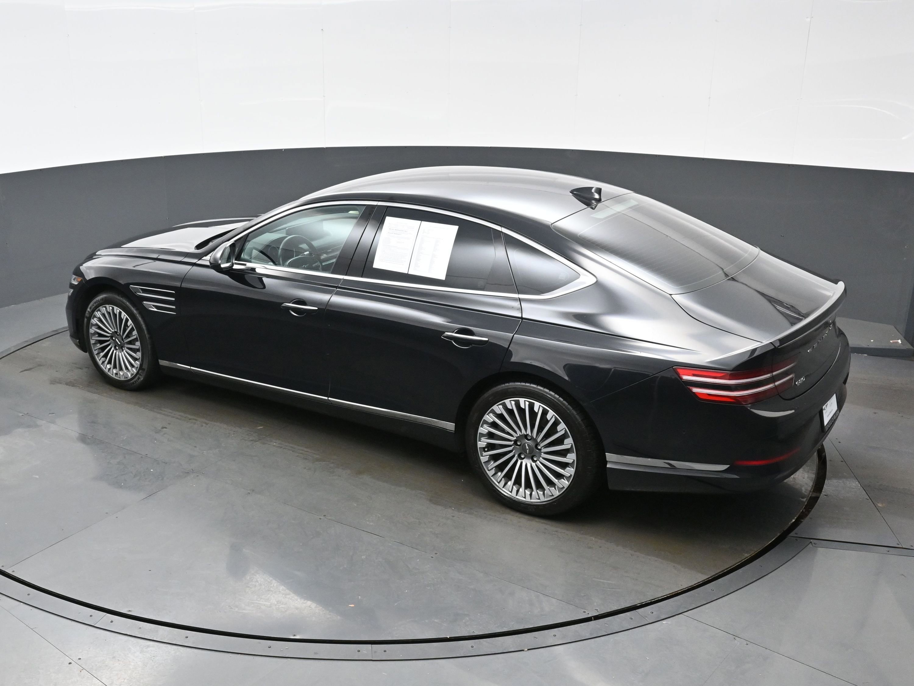 Certified 2023 Genesis G80 image 34