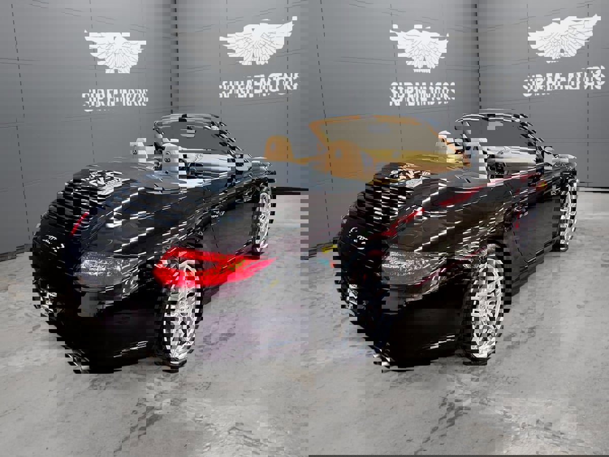 Used 2011 Porsche 911 Carrera S image 2