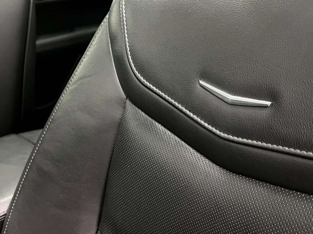 Used 2021 Cadillac XT6 Premium Luxury image 18