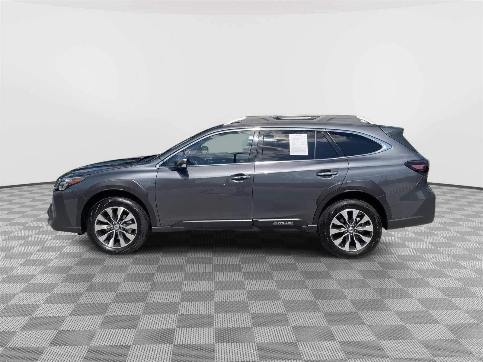 Certified 2025 Subaru Outback Touring XT AWD/4WD image 12