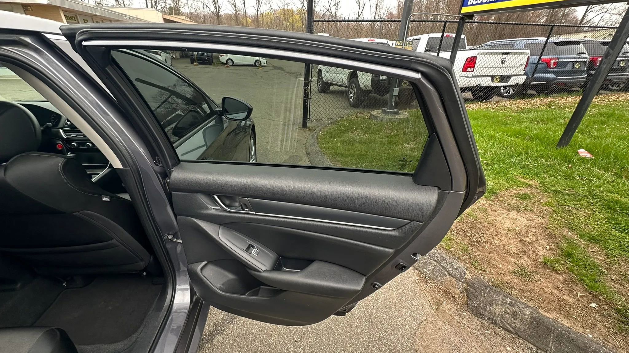 Used 2020 Honda Accord LX image 27