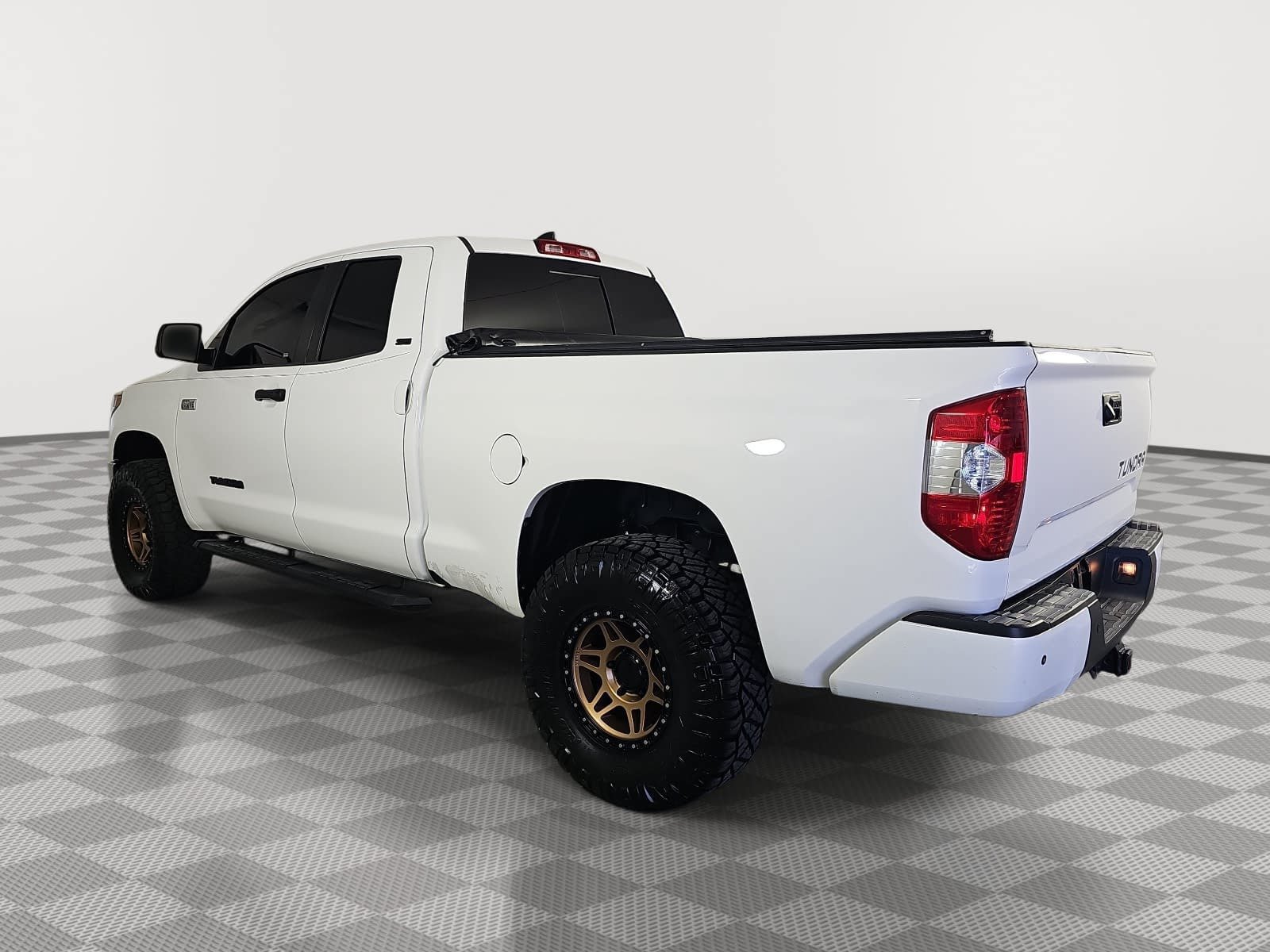 Used 2021 Toyota Tundra SR5 RWD image 6