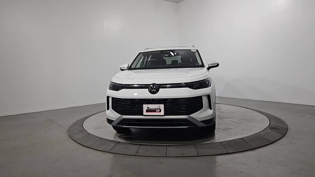 New 2026 Volkswagen Tiguan SE AWD/4WD image 8