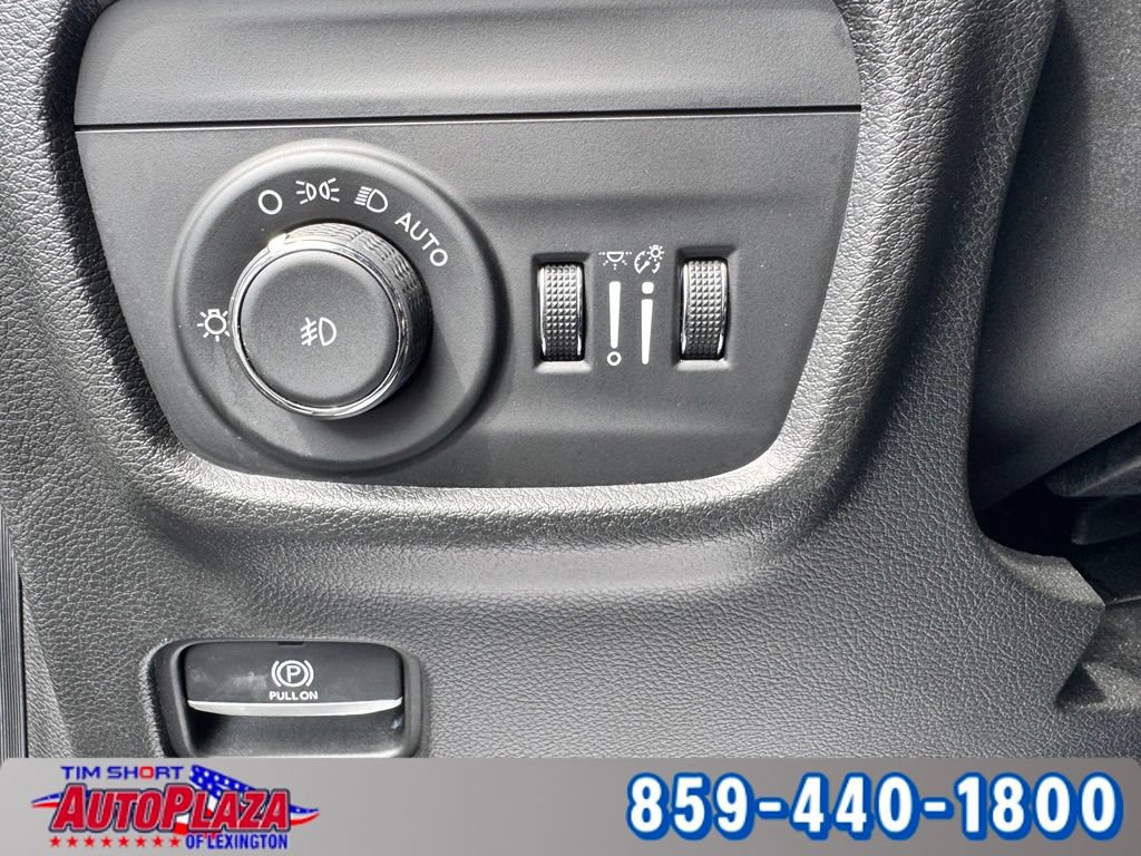 Used 2023 Jeep Grand Cherokee Limited AWD/4WD image 22
