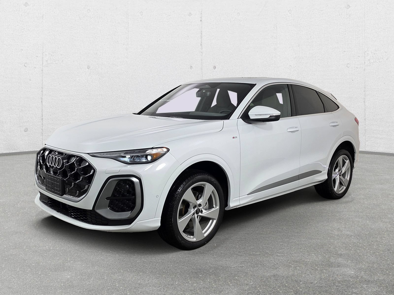 New 2026 Audi Q5 Premium Plus AWD/4WD image 3