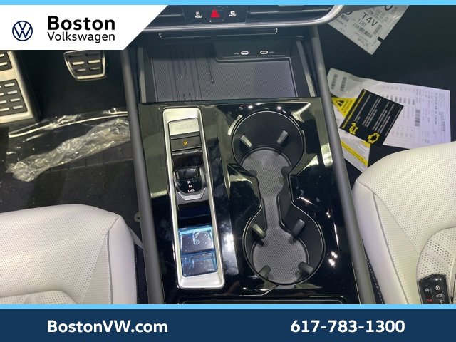 New 2025 Volkswagen Atlas Cross Sport SEL Premium R-Line image 15