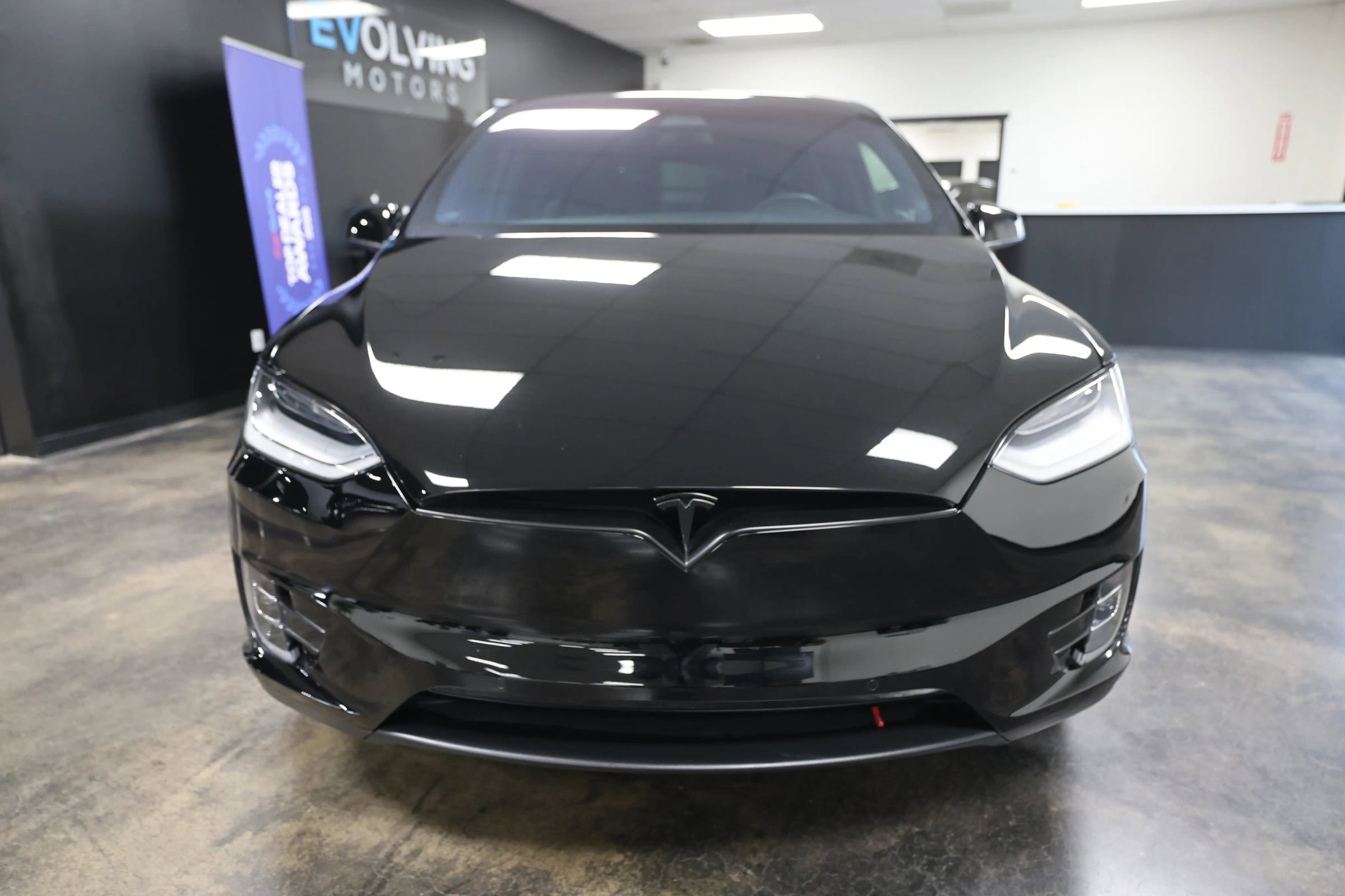 Used 2020 Tesla Model X Long Range image 4