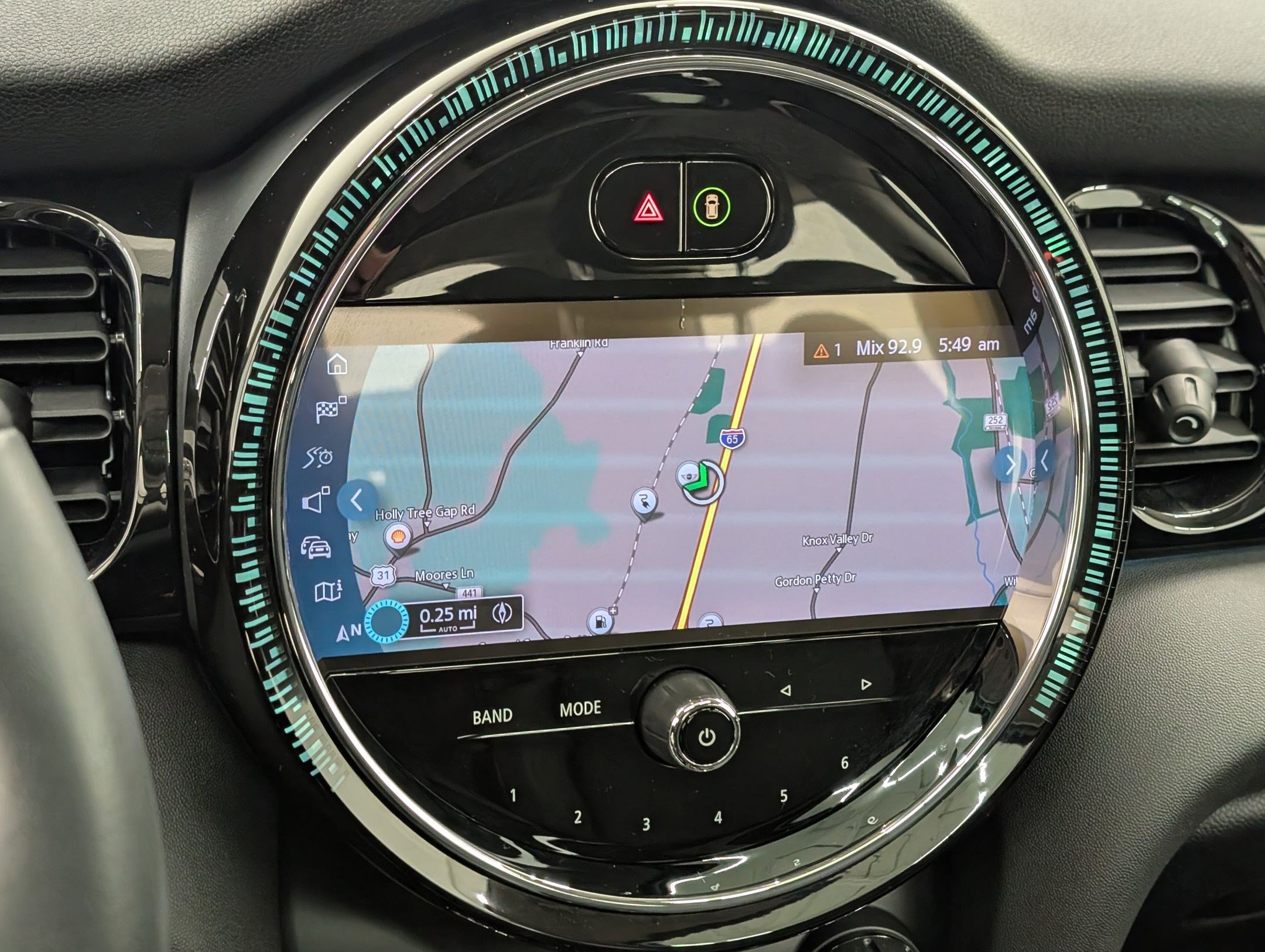 Used 2024 MINI Cooper SE image 25