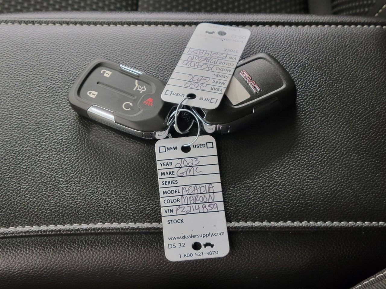 Used 2023 GMC Acadia SLE w/ Driver Convenience Package AWD/4WD image 28
