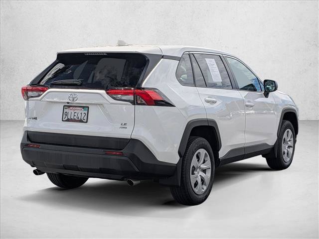 Used 2024 Toyota RAV4 LE AWD/4WD image 5