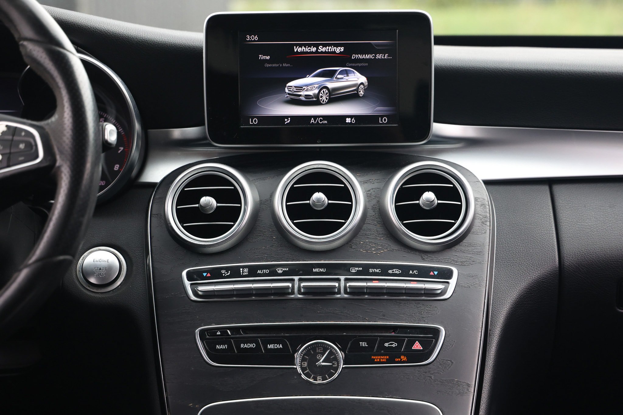 Used 2017 Mercedes-Benz C 300 Sedan w/ Premium 1 Package image 38