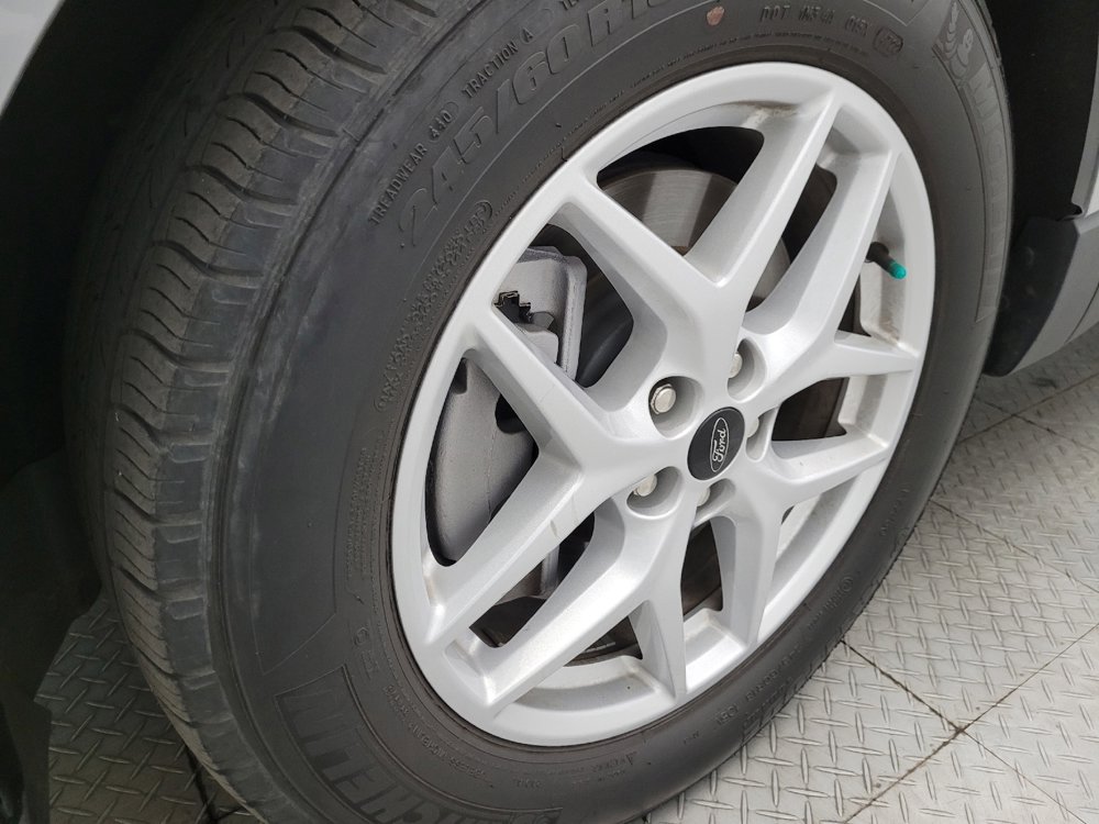Used 2023 Ford Edge SE image 31