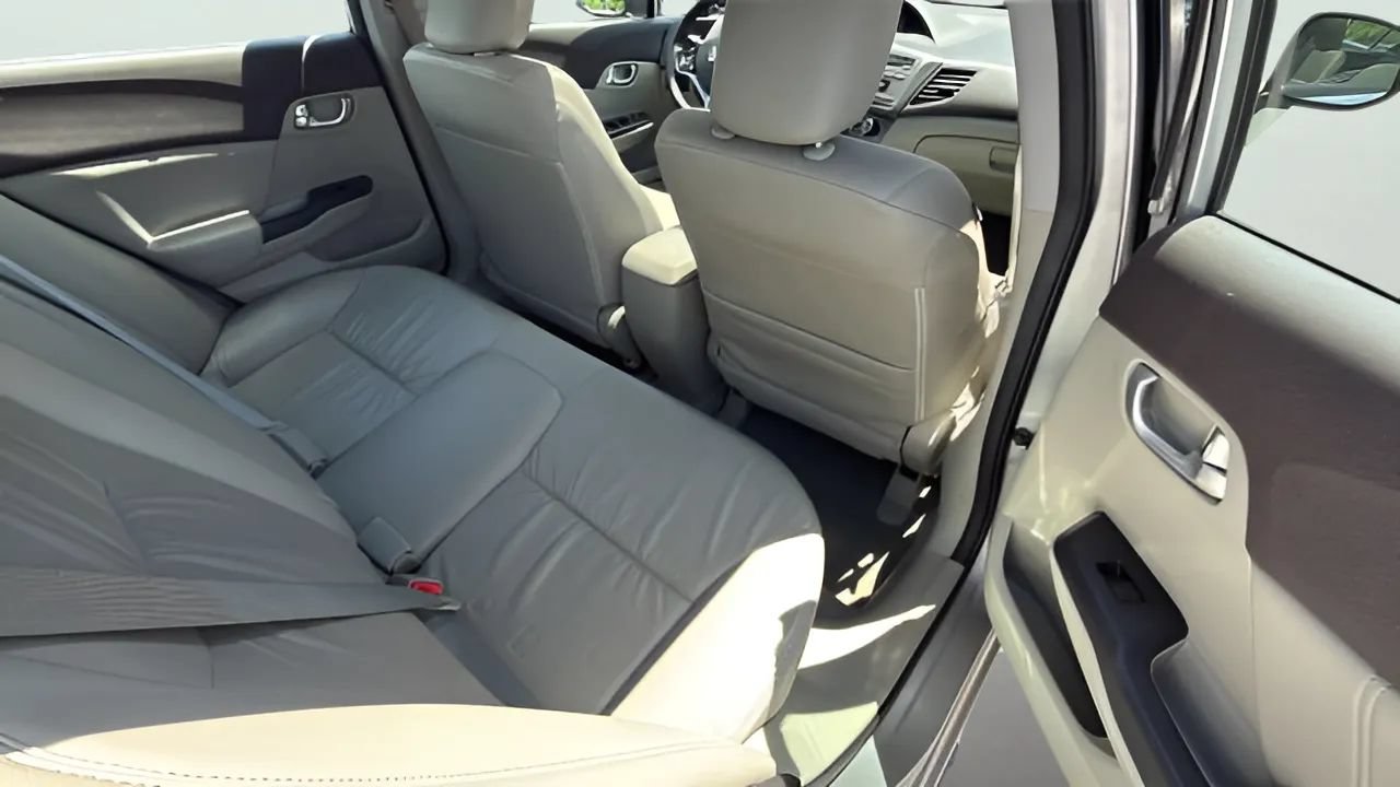 Used 2012 Honda Civic EX-L image 7