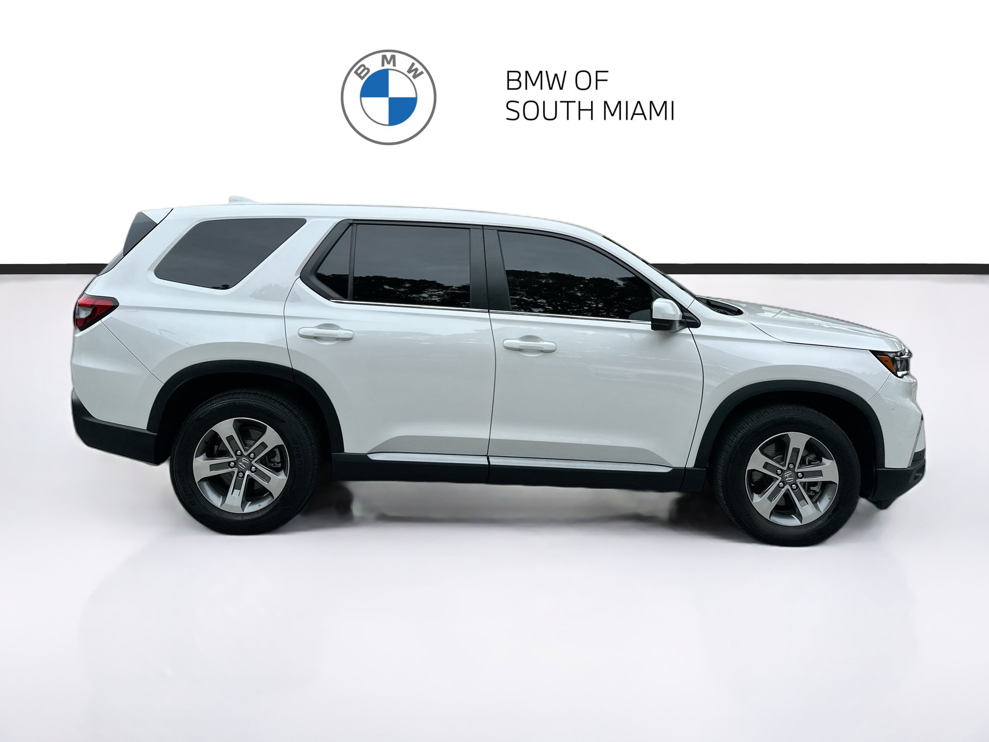 Used 2025 Honda Pilot EX-L image 8