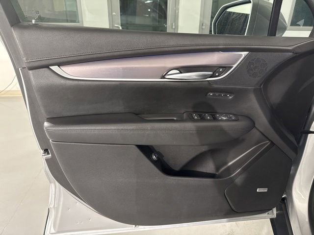 Used 2018 Cadillac XT5 Premium Luxury AWD/4WD image 22