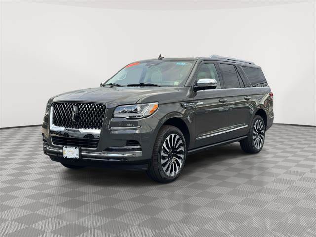 Certified 2024 Lincoln Navigator L Black Label AWD/4WD image 3