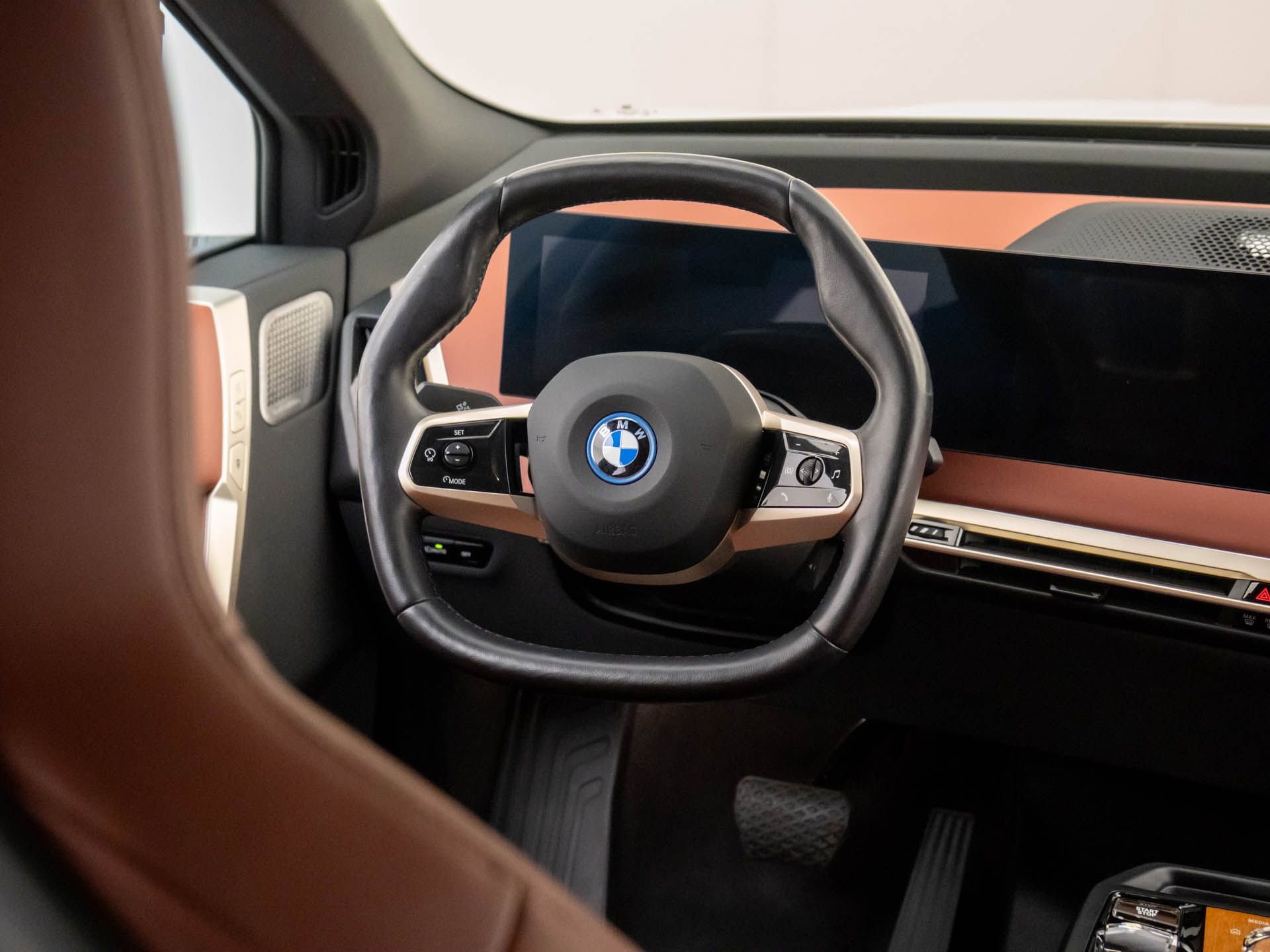 Certified 2023 BMW iX M60 w/ Executive Package image 12