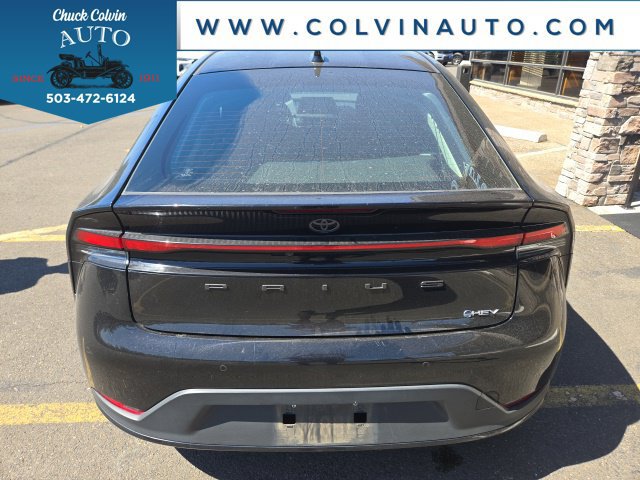 Used 2025 Toyota Prius LE FWD image 6