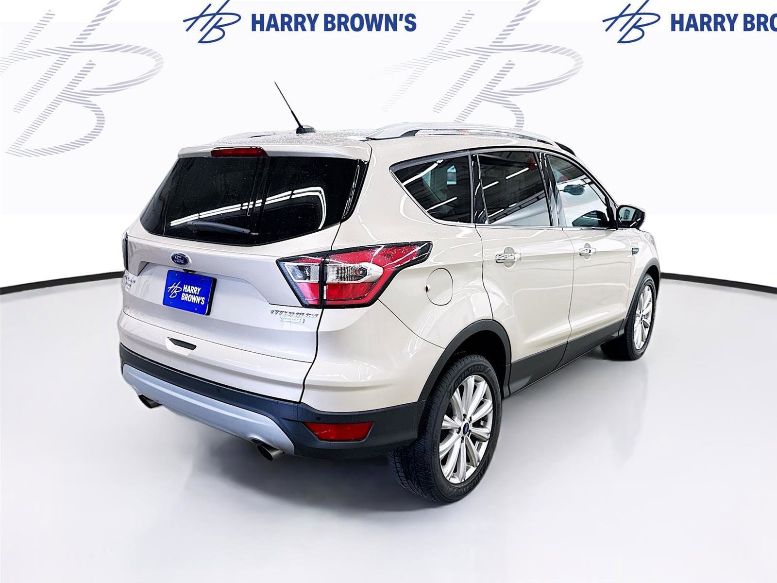 Used 2017 Ford Escape Titanium FWD image 10