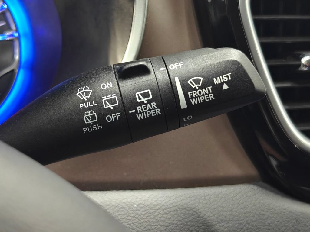 Used 2023 Chrysler Voyager LX FWD image 53