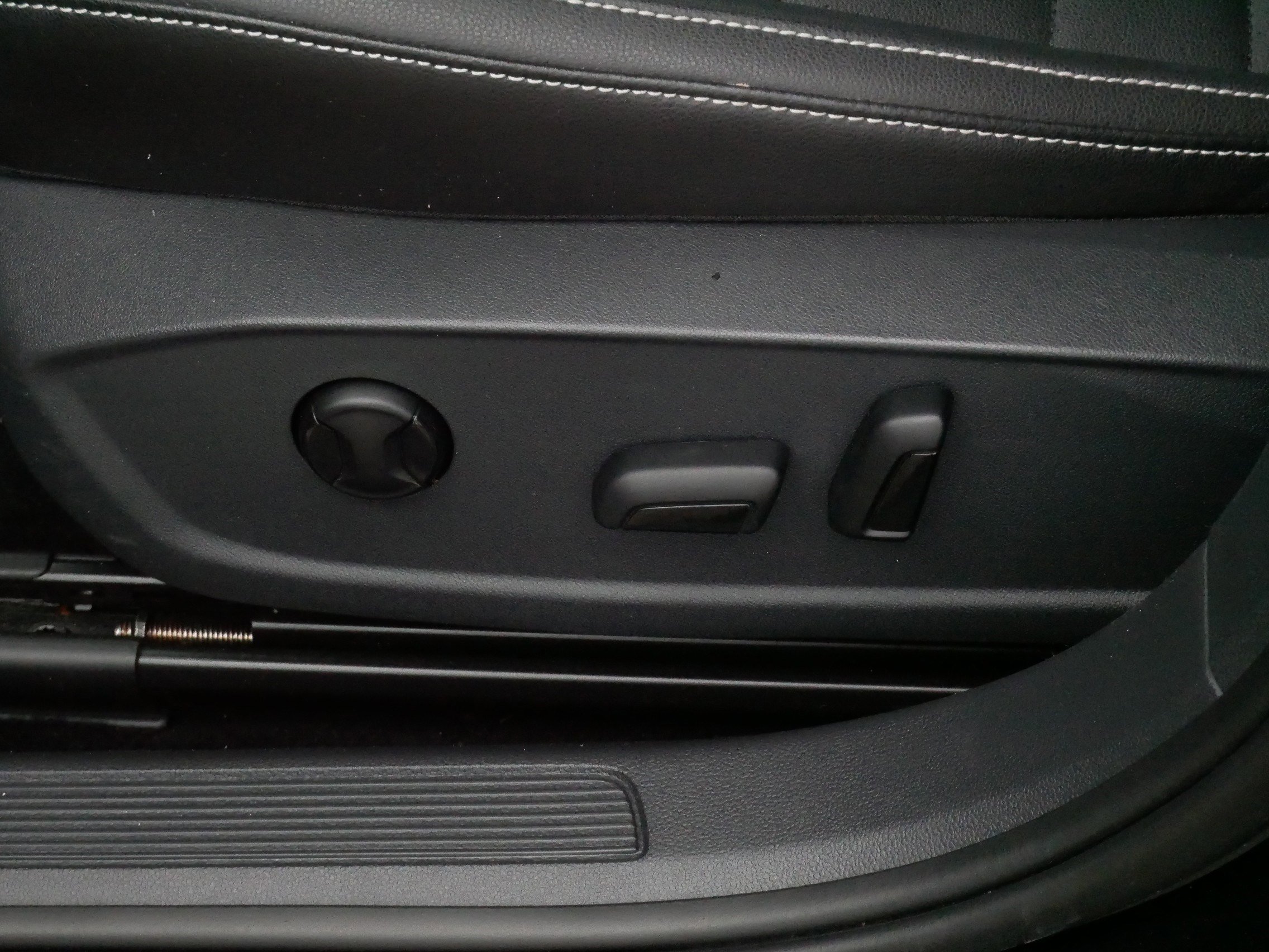 Certified 2022 Volkswagen Jetta SE w/ Panoramic Sunroof Package image 20