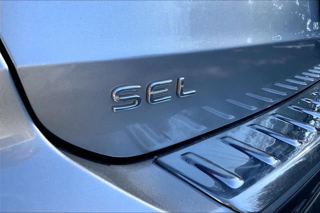 Used 2023 Volkswagen Taos SEL image 9