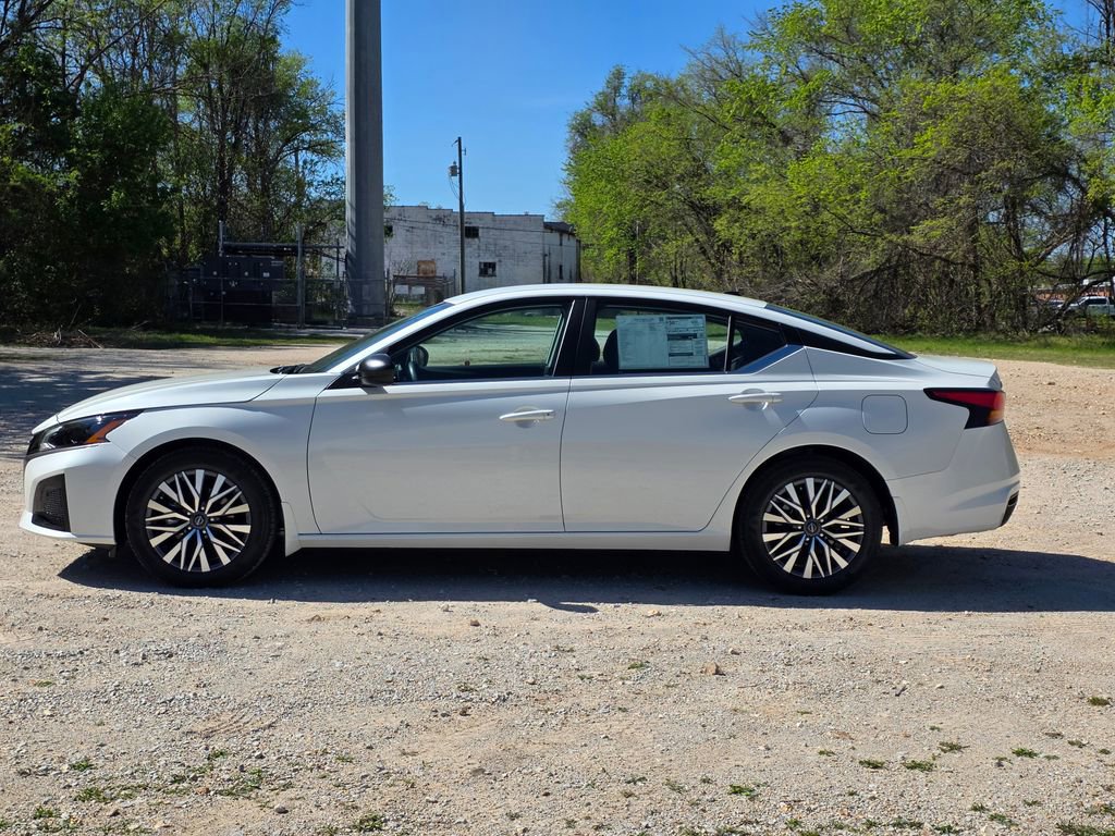 New 2026 Nissan Altima 2.5 SV image 4